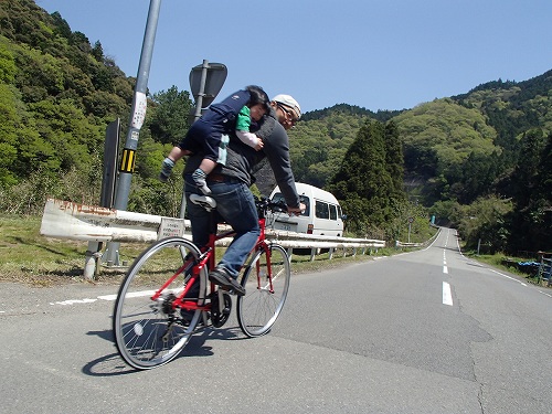 rentalbikeyoshinorafting (5) 荷物も背負って走れます