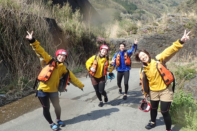 gogoadventure (100)